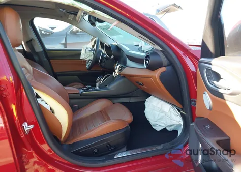 2018 Alfa Romeo Giulia Ti Sport Rwd z USA, uszkodzony, nr VIN ZARFAECN6J7563774